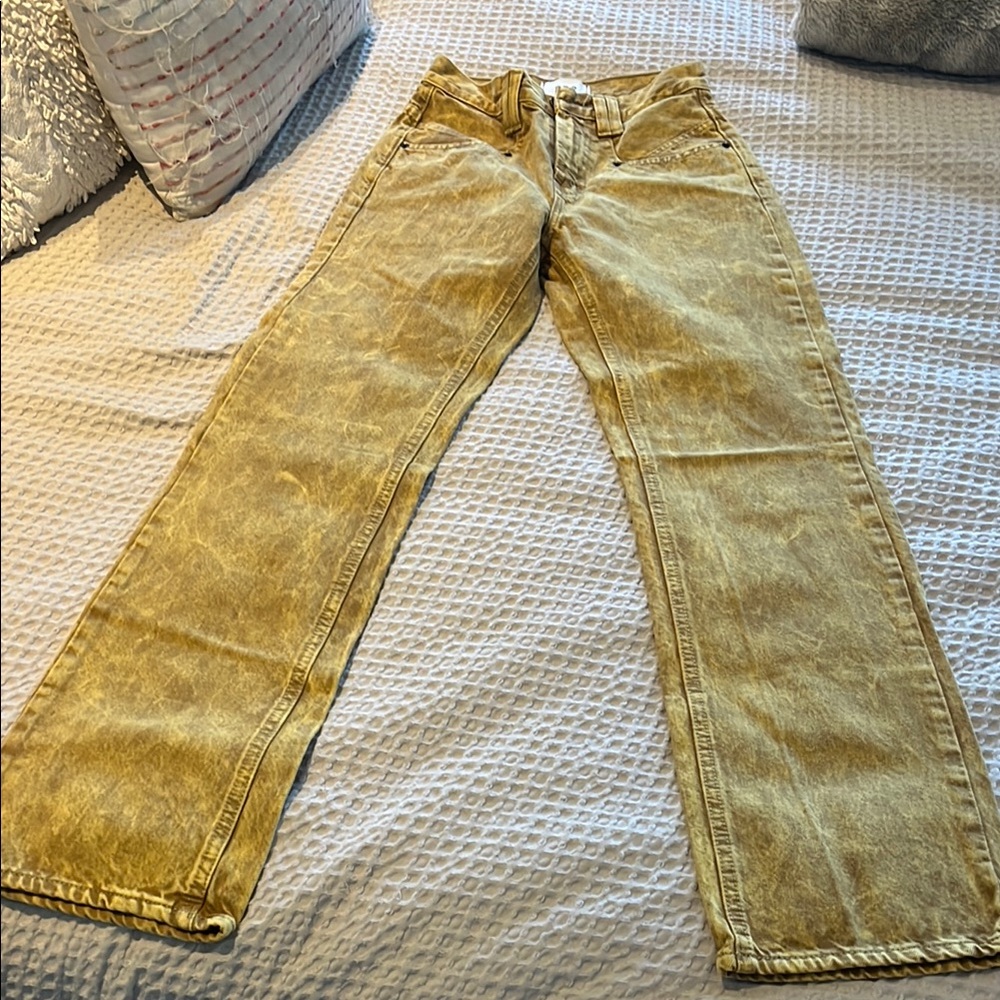 Women’s straight leg jeans